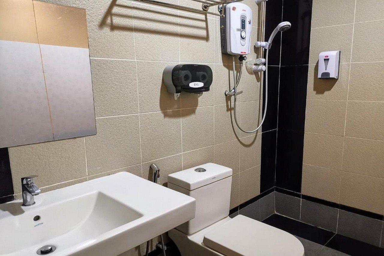 Hotel Centre Point Tampin Malacca Eksteriør billede