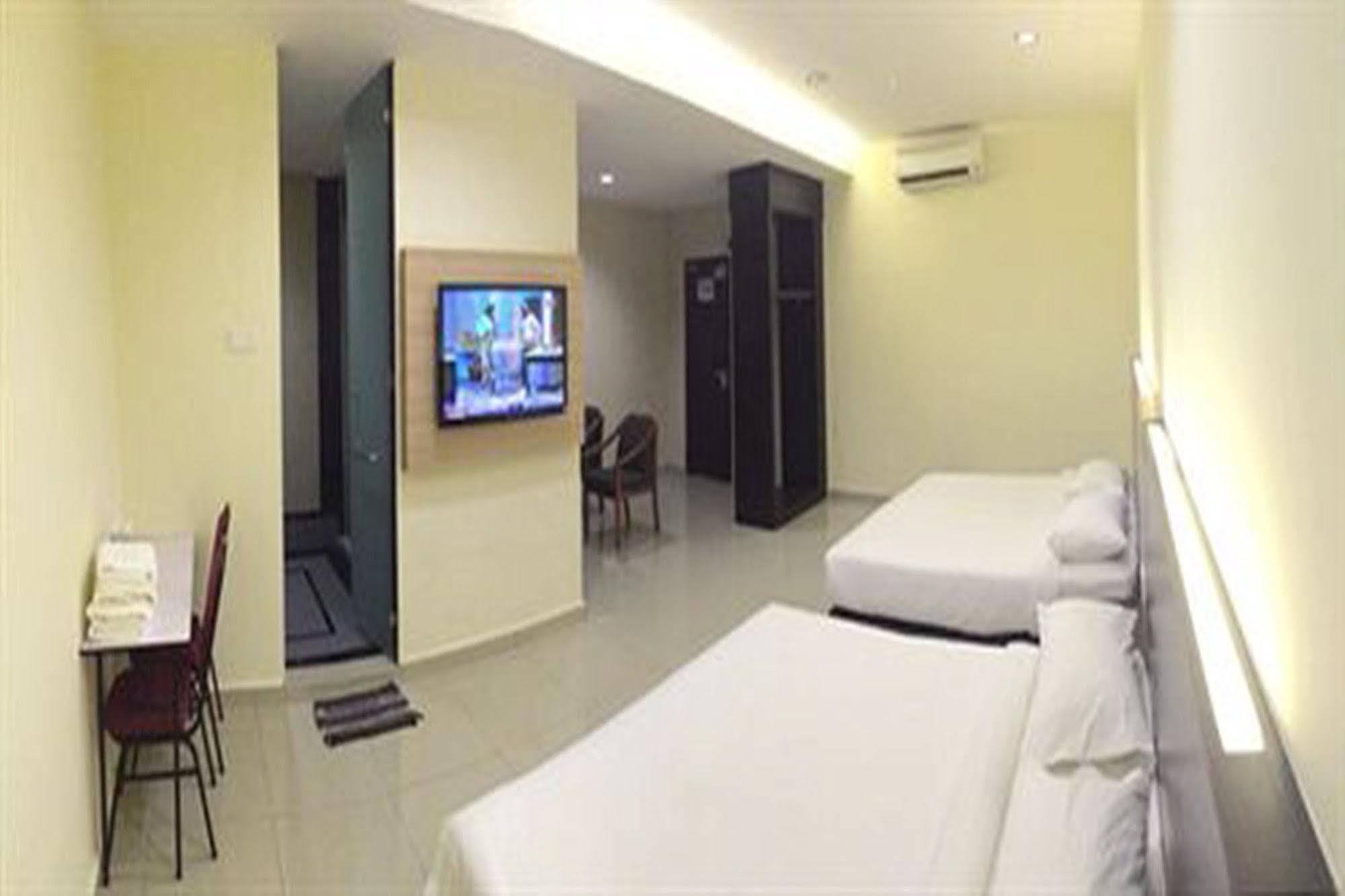 Hotel Centre Point Tampin Malacca Eksteriør billede