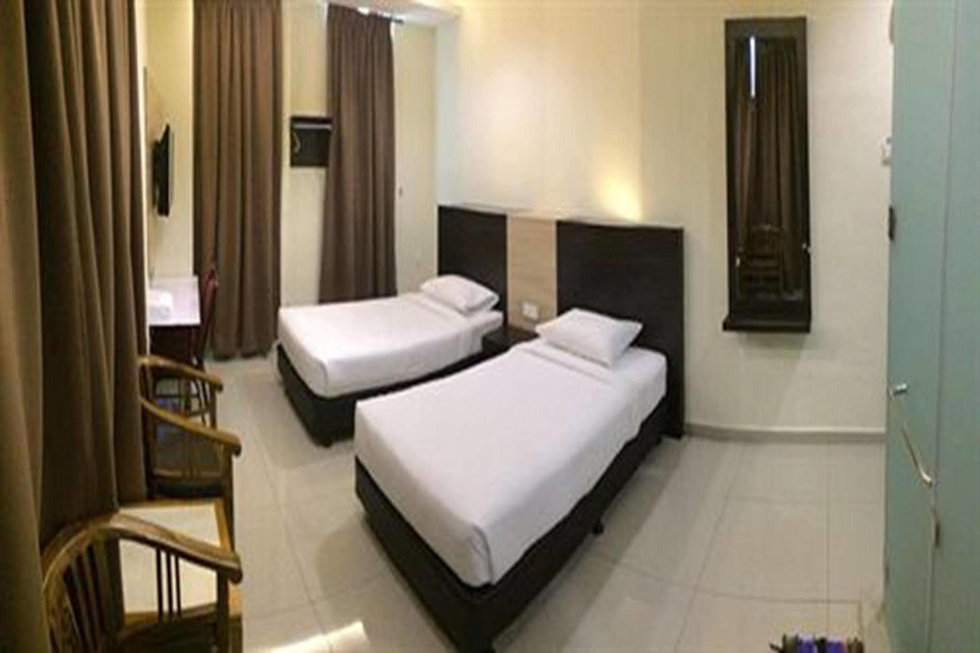 Hotel Centre Point Tampin Malacca Eksteriør billede